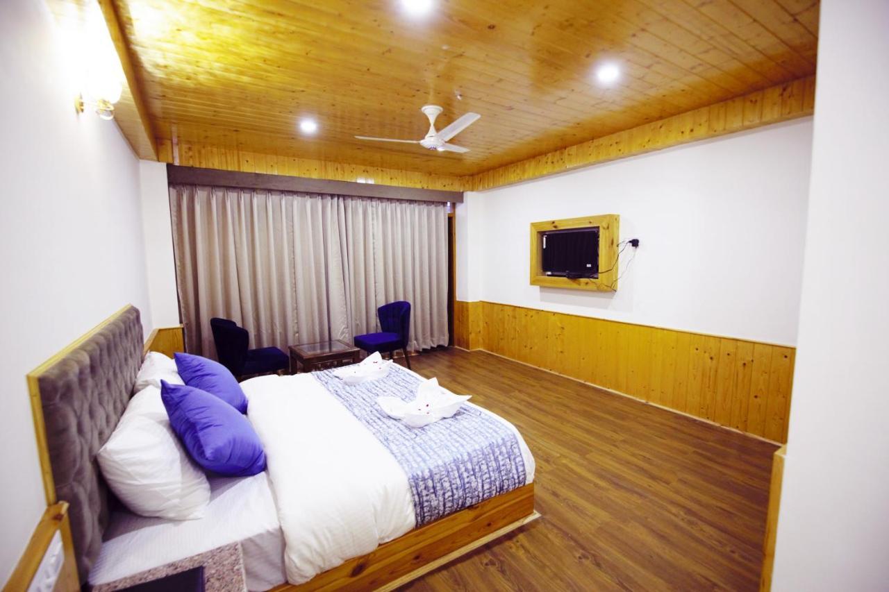 Blossom Hill Retreat Hotel มะนาลี ภายนอก รูปภาพ