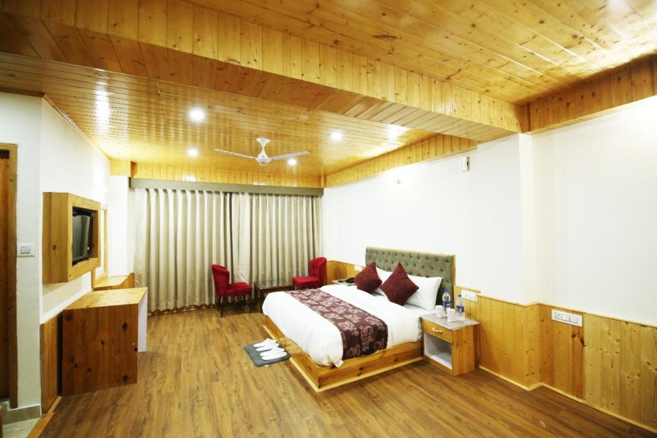 Blossom Hill Retreat Hotel มะนาลี ภายนอก รูปภาพ